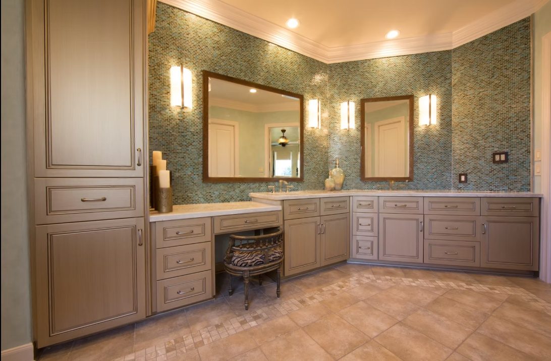 Painted and glazed cabinetry project, photo 2