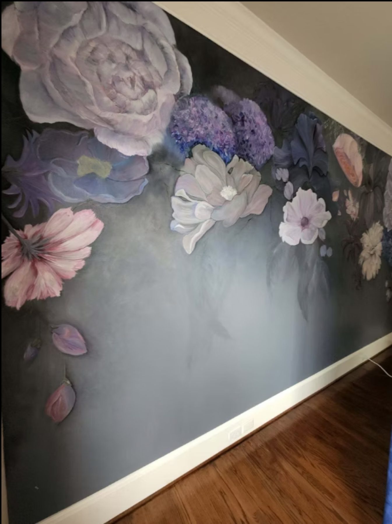 Hand-painted mural and decorative plaster room finish, project photo 7
