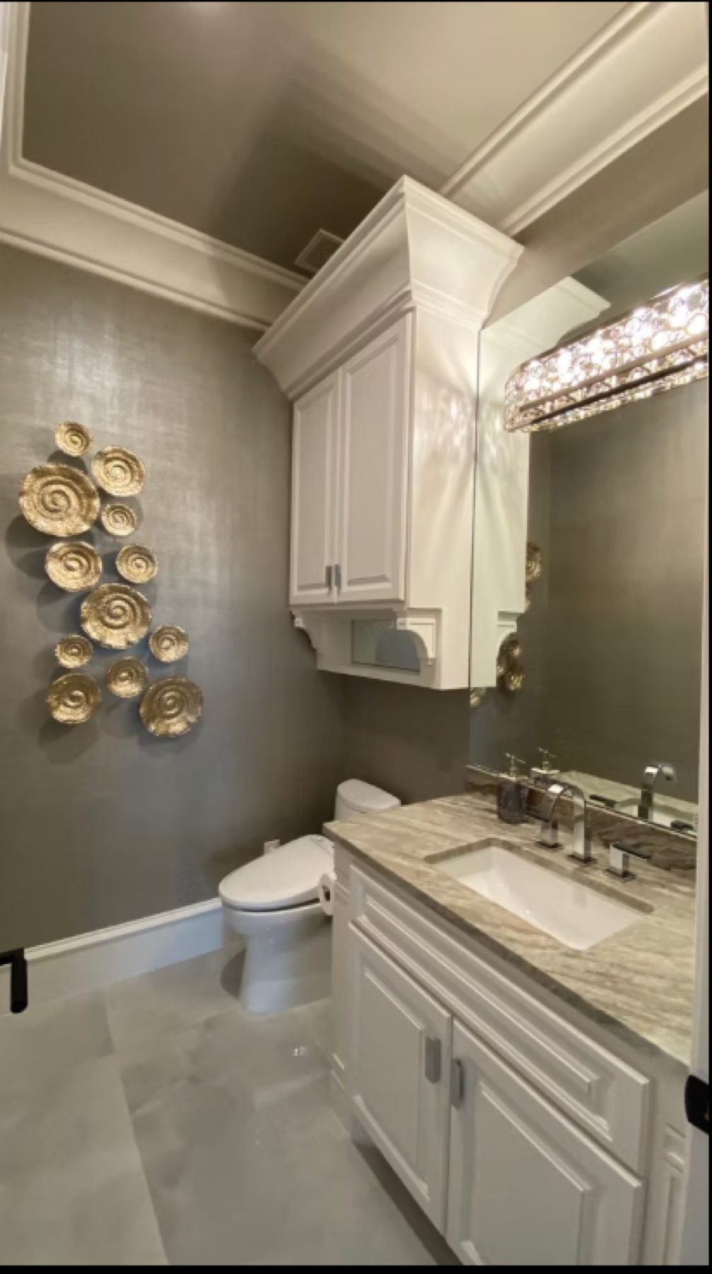 Hand-painted mural and decorative plaster room finish, project photo 12
