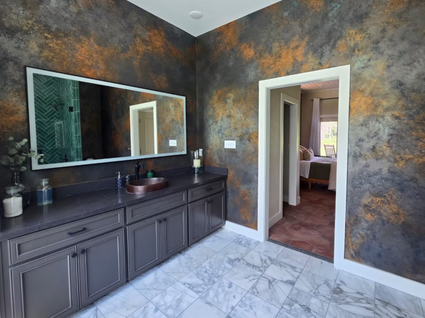 Hand-painted mural and decorative plaster room finish, project photo 52