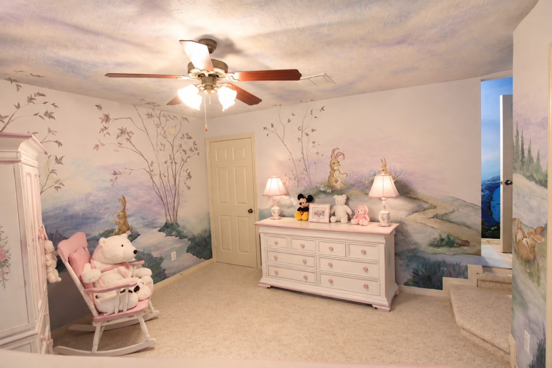 Hand-painted mural and decorative plaster room finish, project photo 80