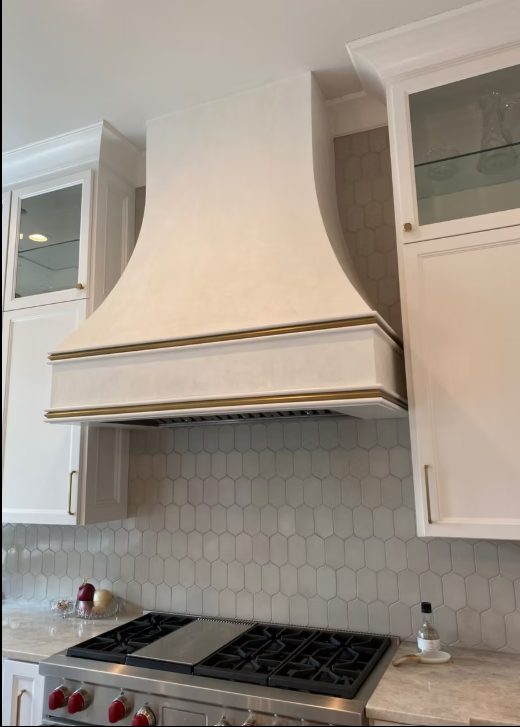 Custom fireplace or range hood finished in decorative plaster, project photo 15