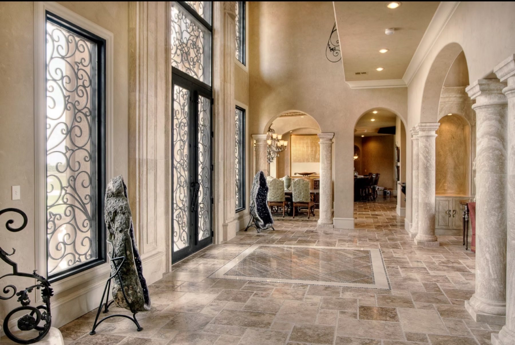 Venetian and Italian decorative plaster wall finished by hand, project photo 42
